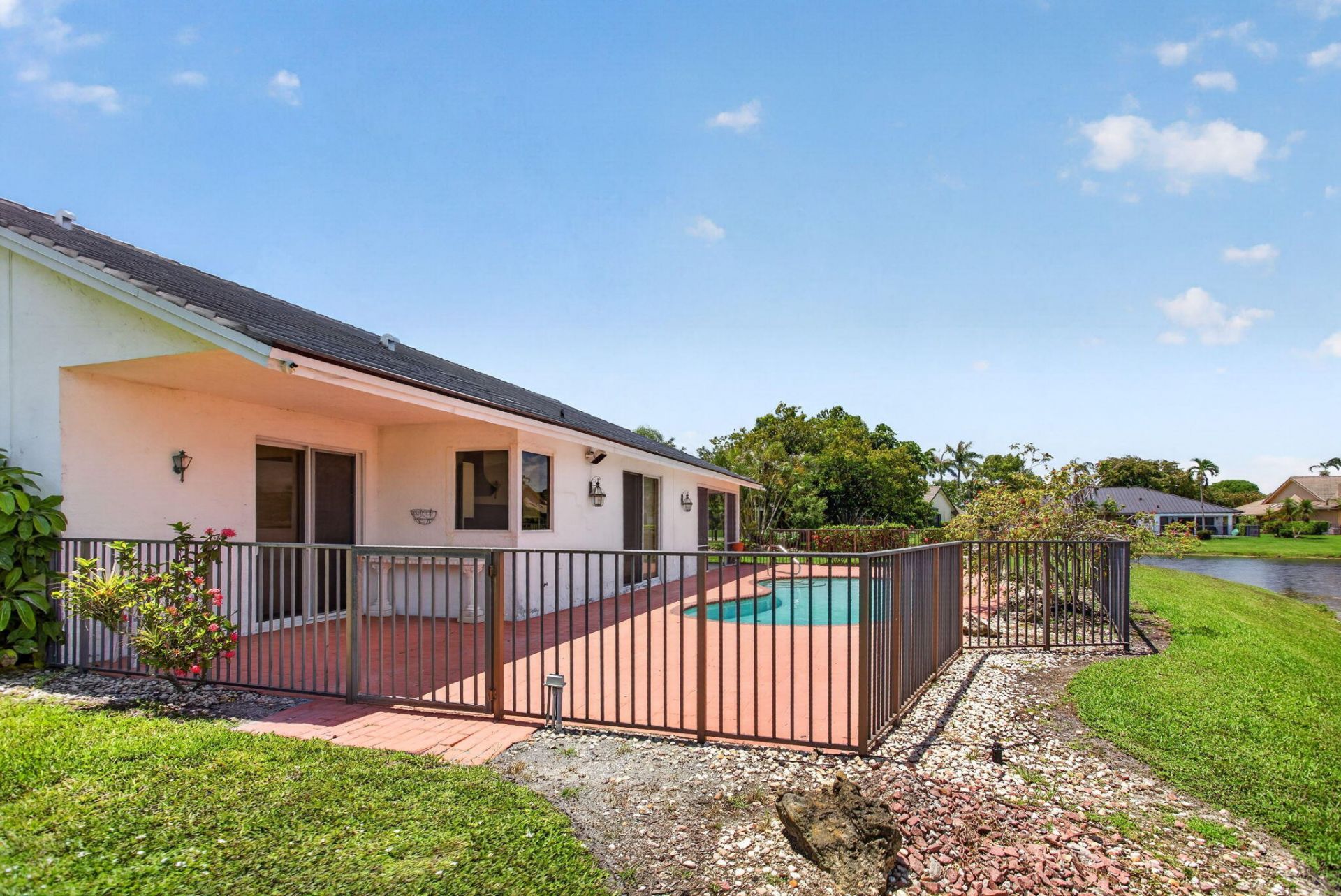 8725 Banyan Court, Tamarac, FL 33321 Photo