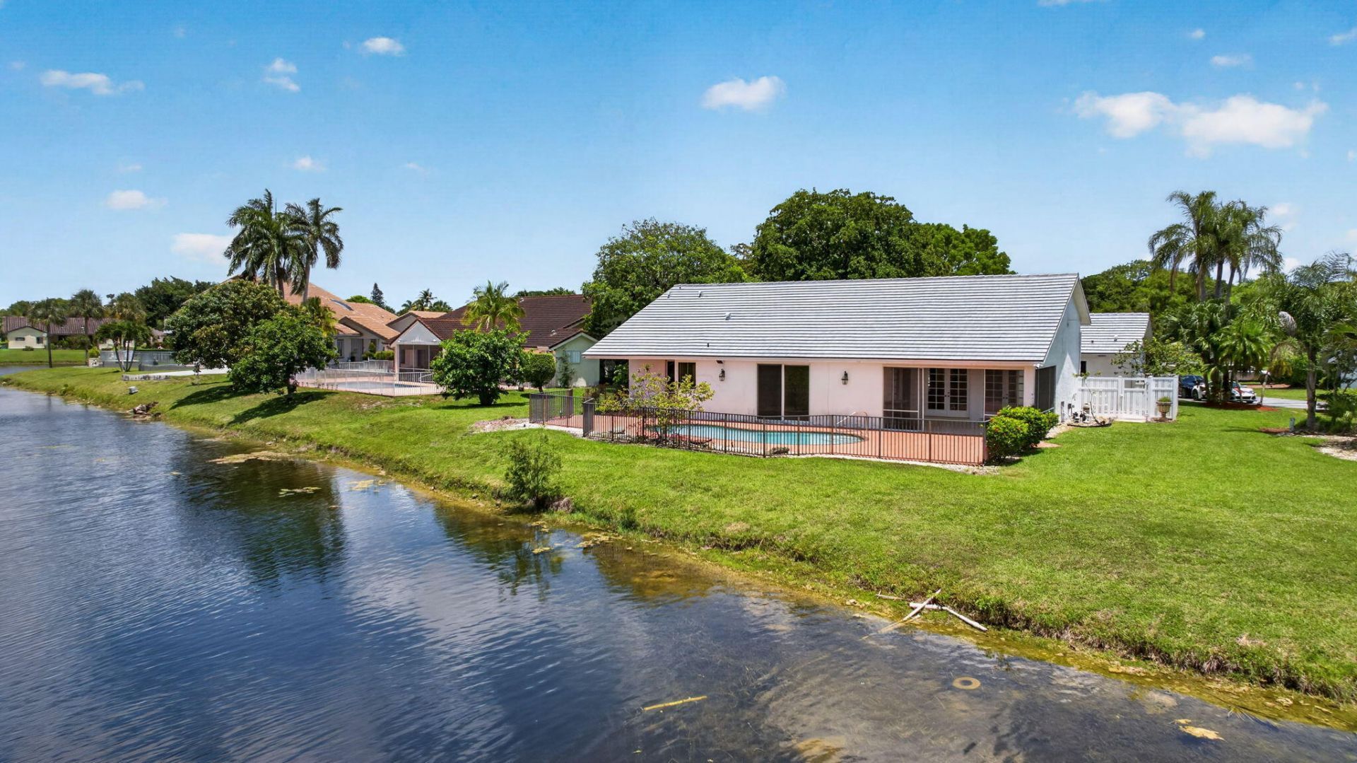 8725 Banyan Court, Tamarac, FL 33321 Photo