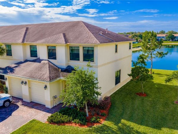 9848 E Villa Circle , Vero Beach, FL 32966
