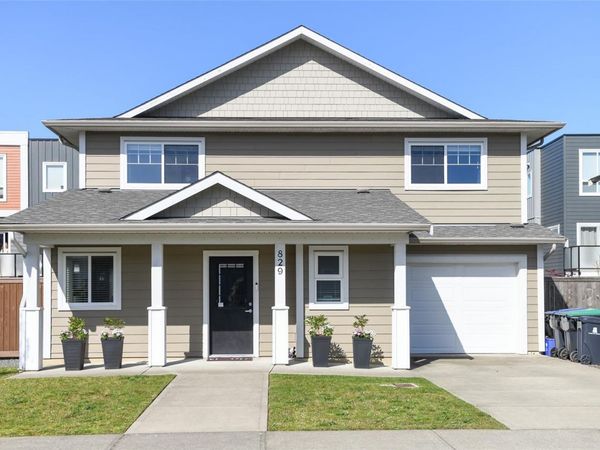 829 Tracker Pl , Comox, BC V9M 4E8