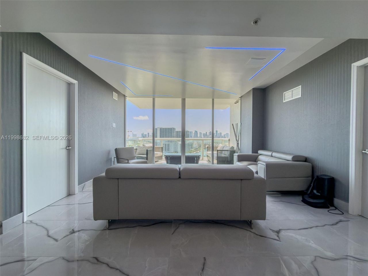1861 NW S River Dr , Unit 2308, Miami, FL 33125 Photo