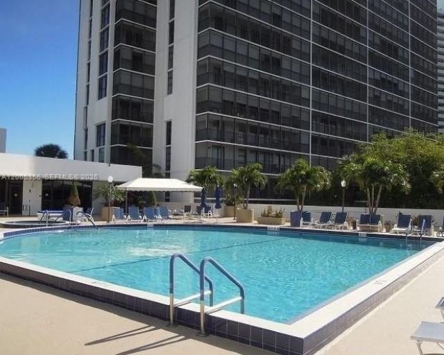 3731 N Country Club Dr, Unit 1129, Aventura, FL 33180 Photo