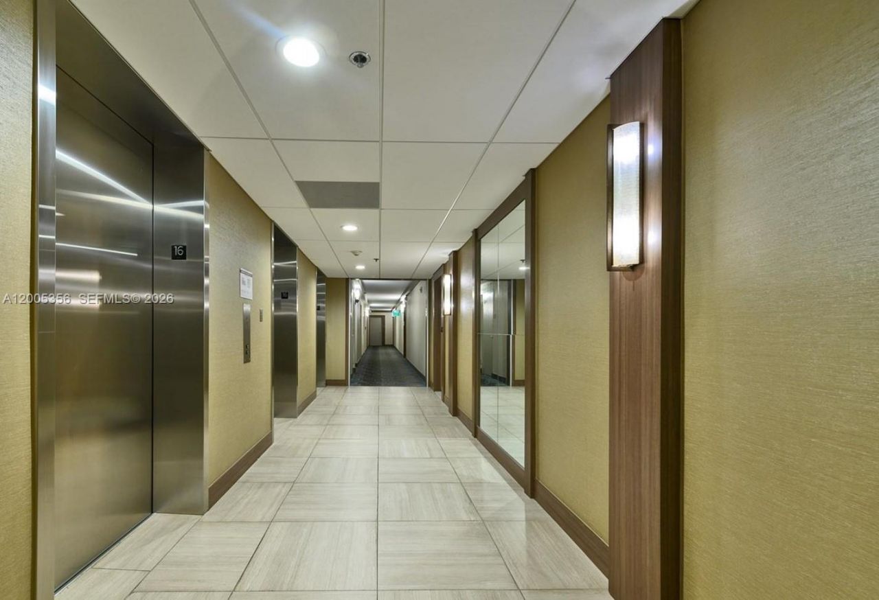 3731 N Country Club Dr, Unit 1129, Aventura, FL 33180 Photo