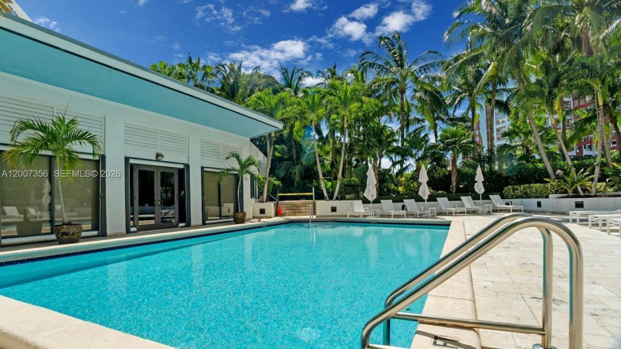 151 SE 15th Rd , Unit 202, Miami, FL 33129 Photo