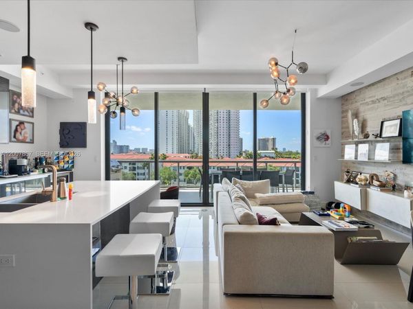 3250 NE 188th St , Unit 505, Aventura, FL 33180