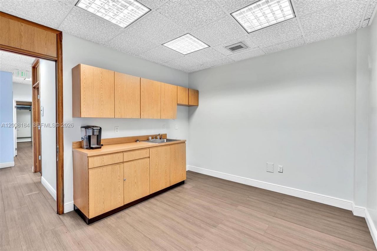 9080 Kimberly Blvd , Unit 1-4, Boca Raton, FL 33434 Photo
