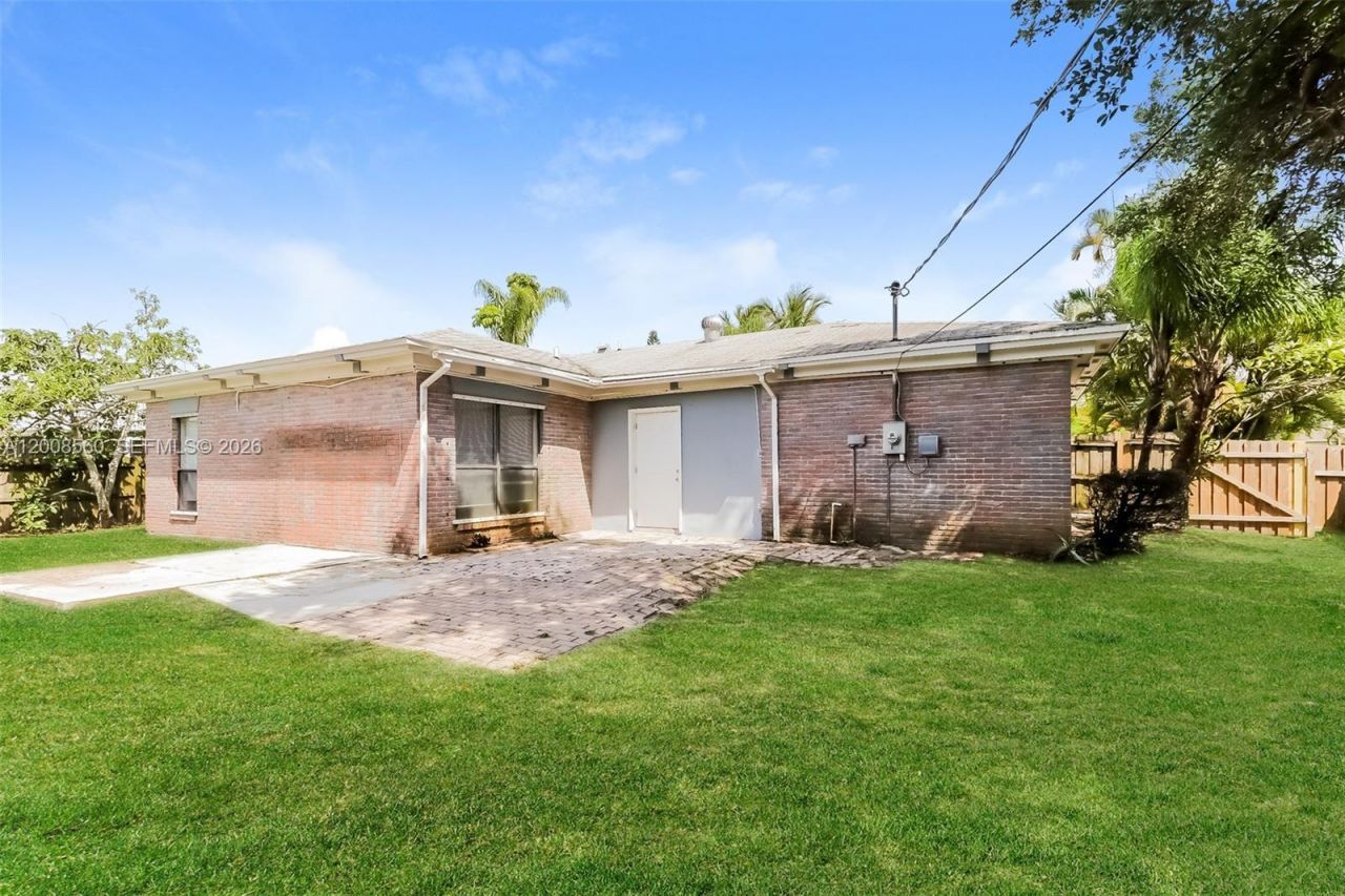438 SE Streamlet Ave, Port Saint Lucie, FL 34983 Photo