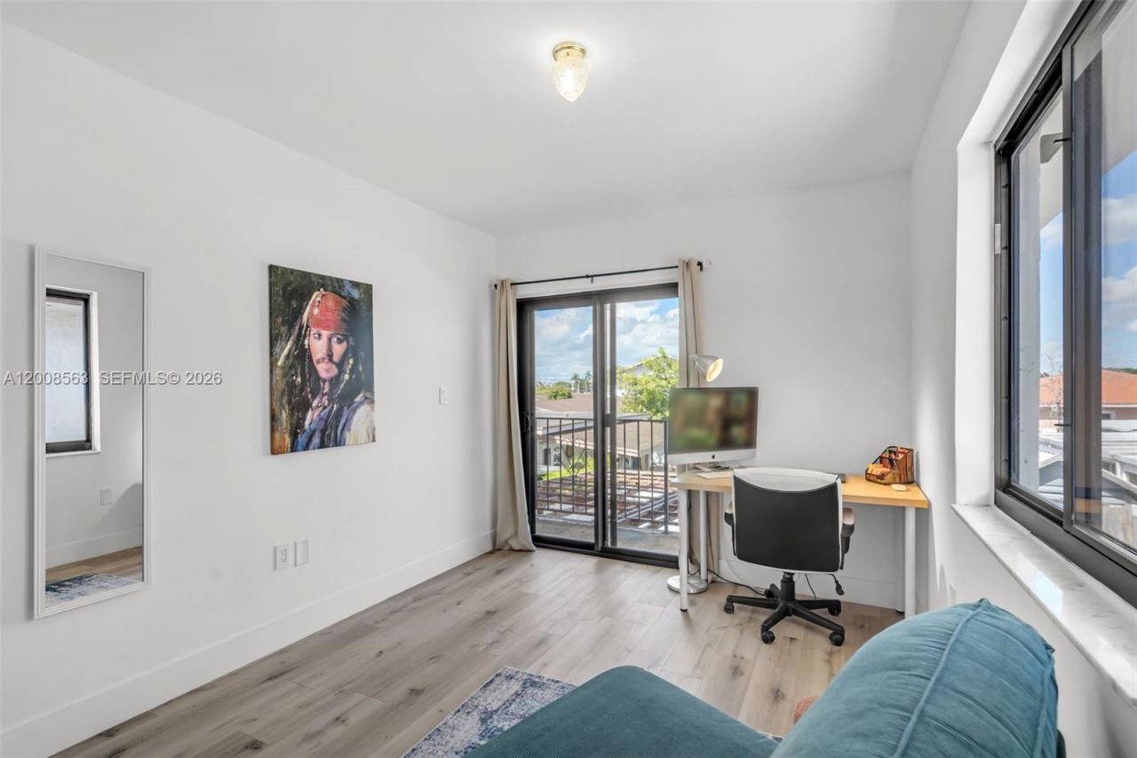 8773 SW 36th St , Unit -, Miami, FL 33165 Photo