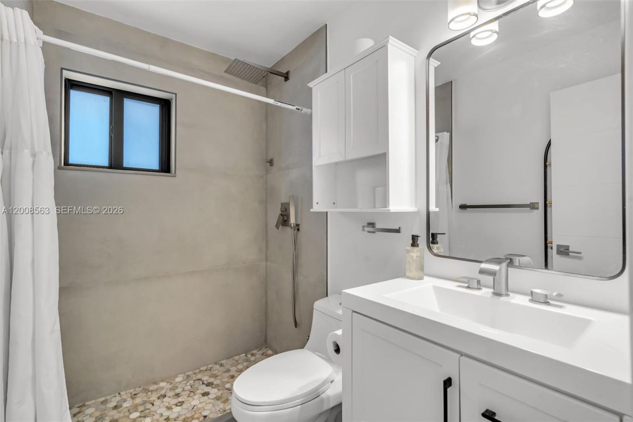 8773 SW 36th St , Unit -, Miami, FL 33165 Photo