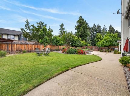 5112 Laguna Woods Dr, Elk Grove, CA 95758 Photo