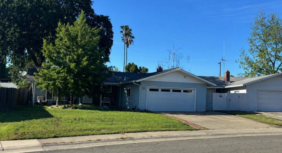 9125 Cecile Way, Sacramento, CA 95826 Photo