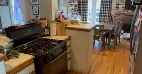 9125 Cecile Way, Sacramento, CA 95826 Photo