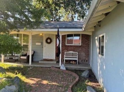 9125 Cecile Way, Sacramento, CA 95826 Photo