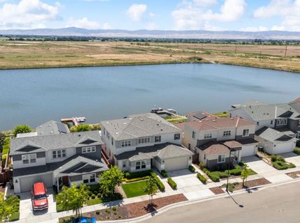 1648 Locksley Dr, Lathrop, CA 95330 Photo