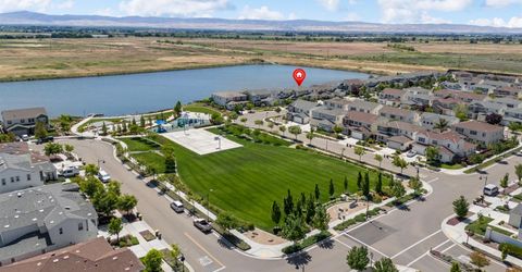 1648 Locksley Dr, Lathrop, CA 95330 Photo
