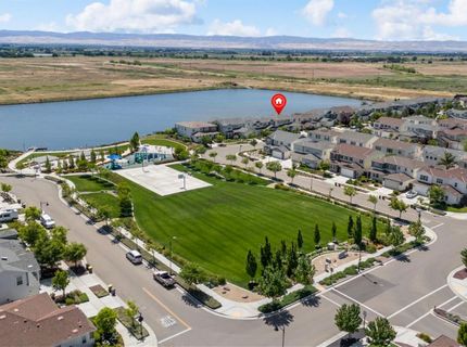 1648 Locksley Dr, Lathrop, CA 95330 Photo