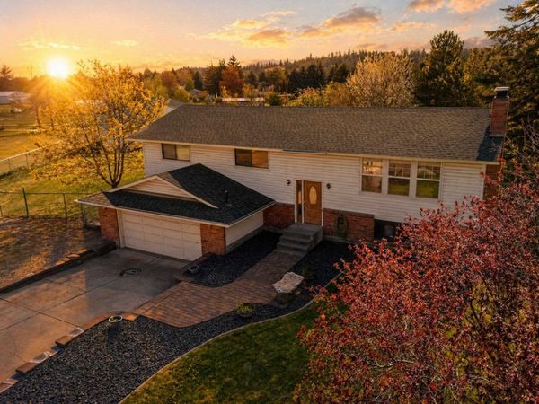 1217 S Pioneer Ct, Spokane Valley, WA 99037