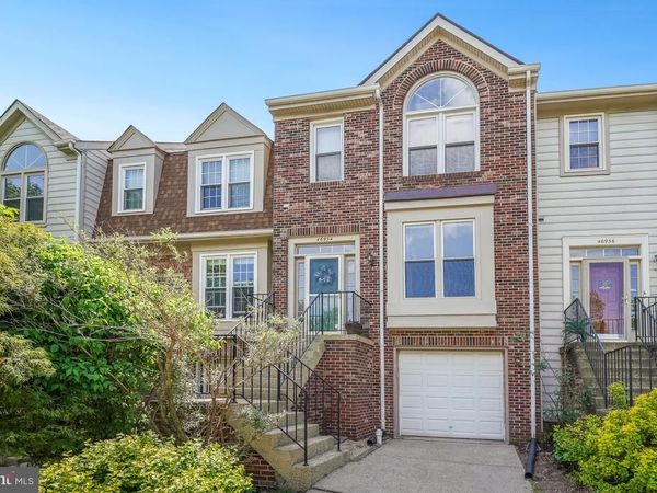 46934 TRUMPET CIRCLE, STERLING, VA 20164