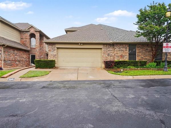 1230 Woodland Park Drive , Hurst, TX 76053