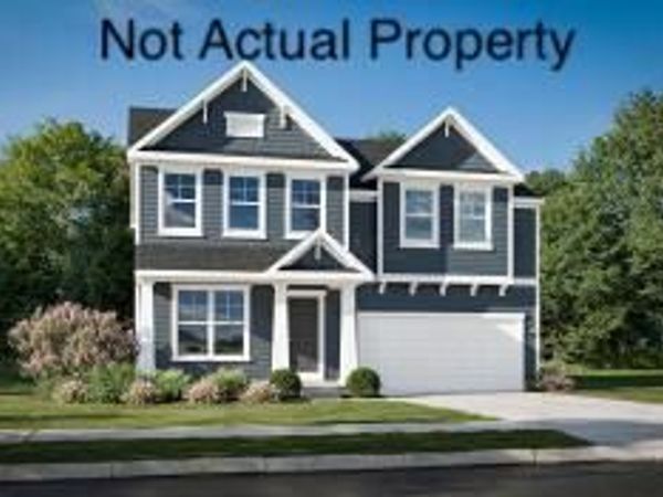 207 Scotsgrove Drive, Pataskala, OH 43062