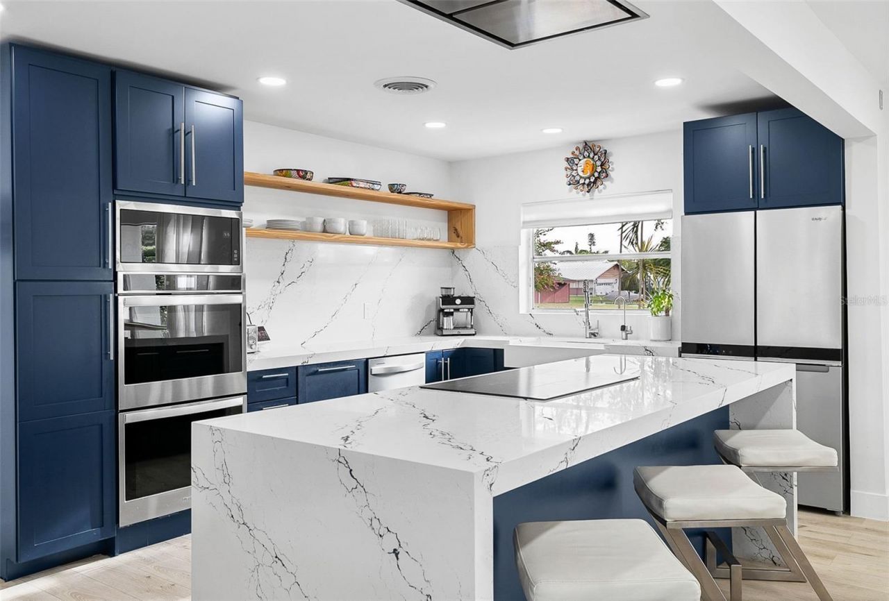 703 Whitfield Avenue, Sarasota, FL 34243 Photo