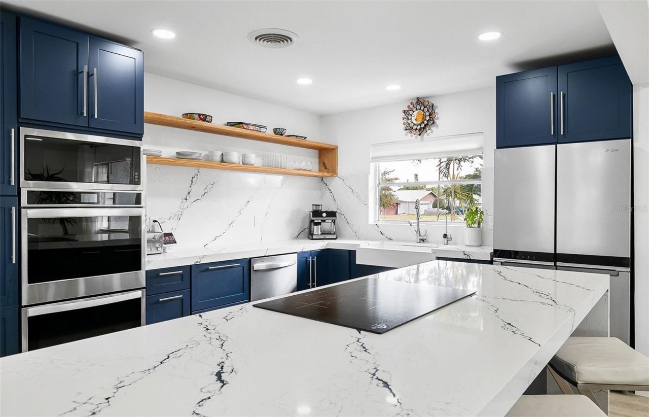 703 Whitfield Avenue, Sarasota, FL 34243 Photo