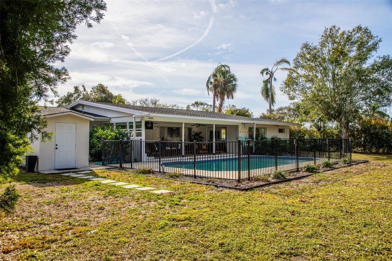 703 Whitfield Avenue, Sarasota, FL 34243 Photo