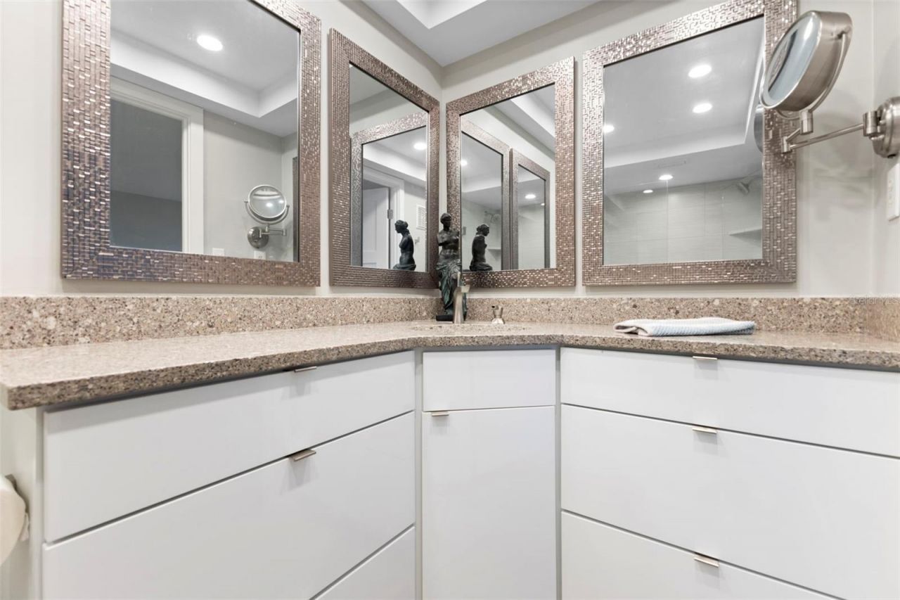 3330 Gulf Of Mexico Drive , Unit 104D, Longboat Key, FL 34228 Photo