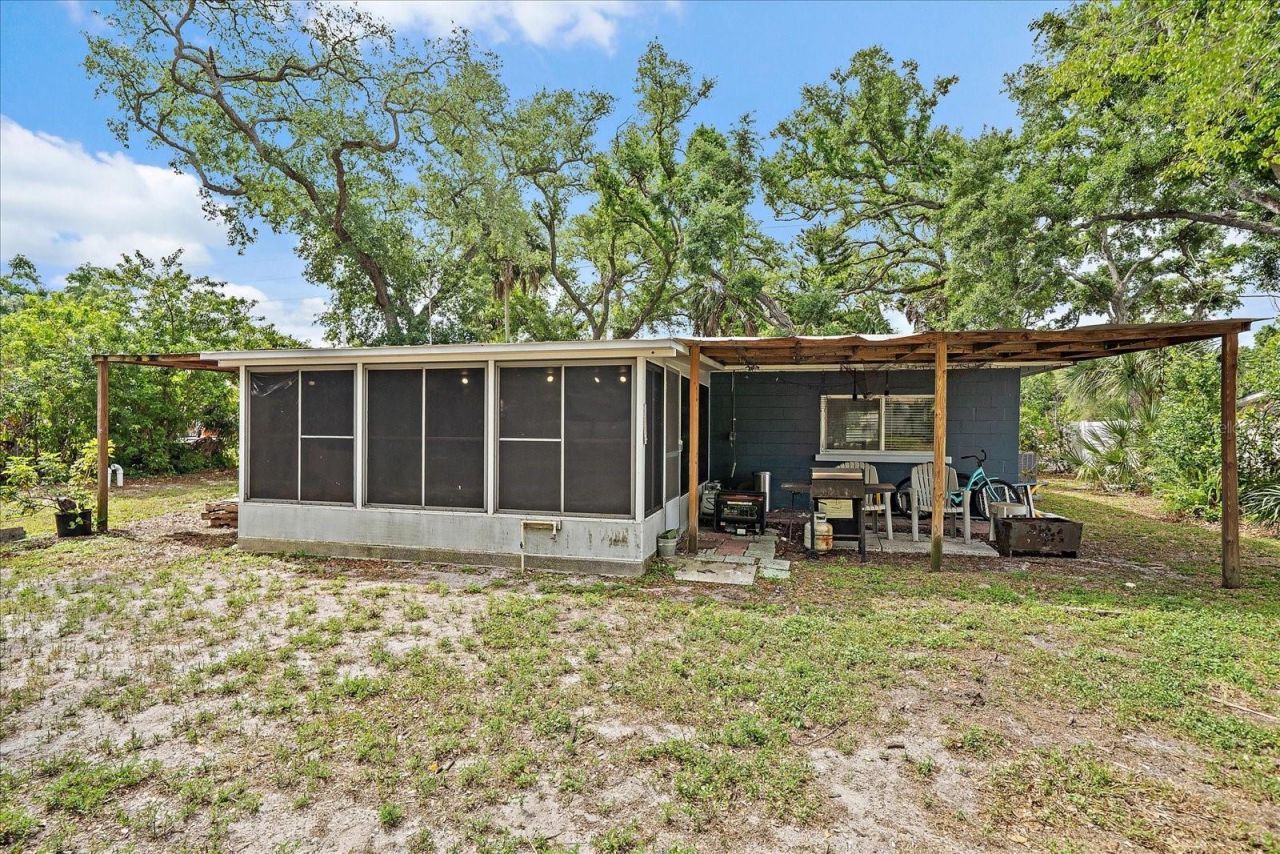 2503 53rd Avenue W, Bradenton, FL 34207 Photo