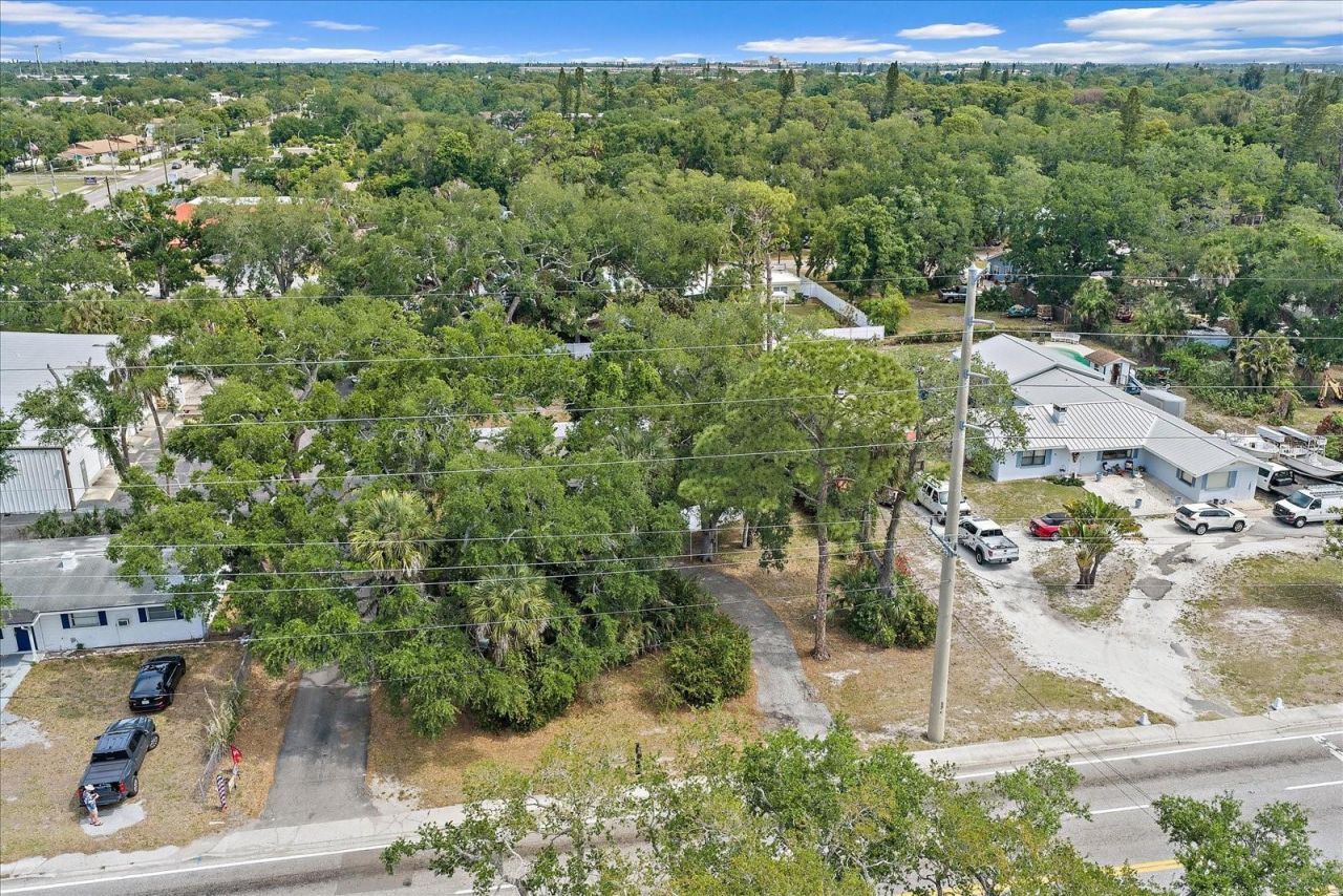 2503 53rd Avenue W, Bradenton, FL 34207 Photo