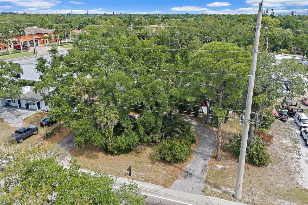 2503 53rd Avenue W, Bradenton, FL 34207 Photo