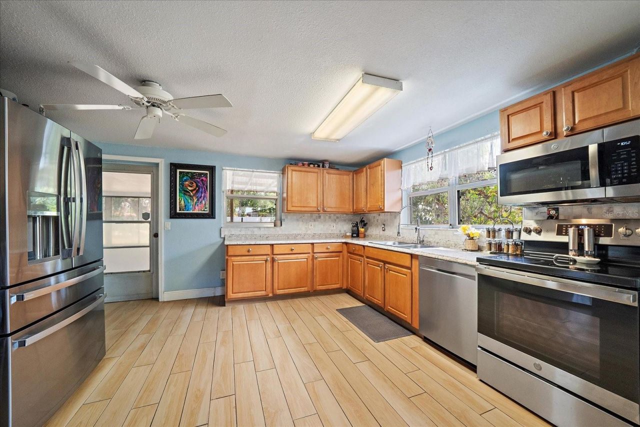 2503 53rd Avenue W, Bradenton, FL 34207 Photo
