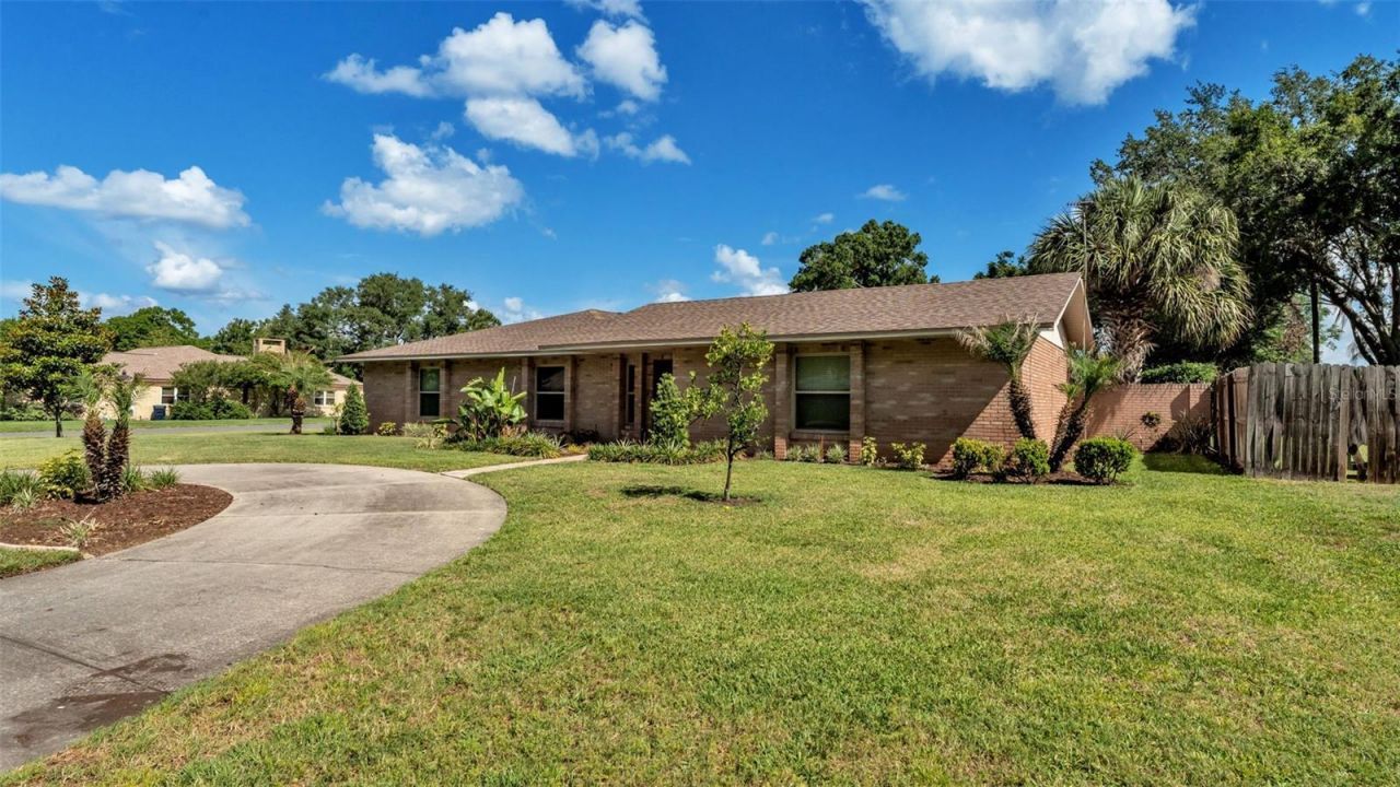 906 Crestview Drive, Auburndale, FL 33823 Photo