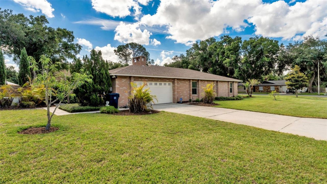 906 Crestview Drive, Auburndale, FL 33823 Photo