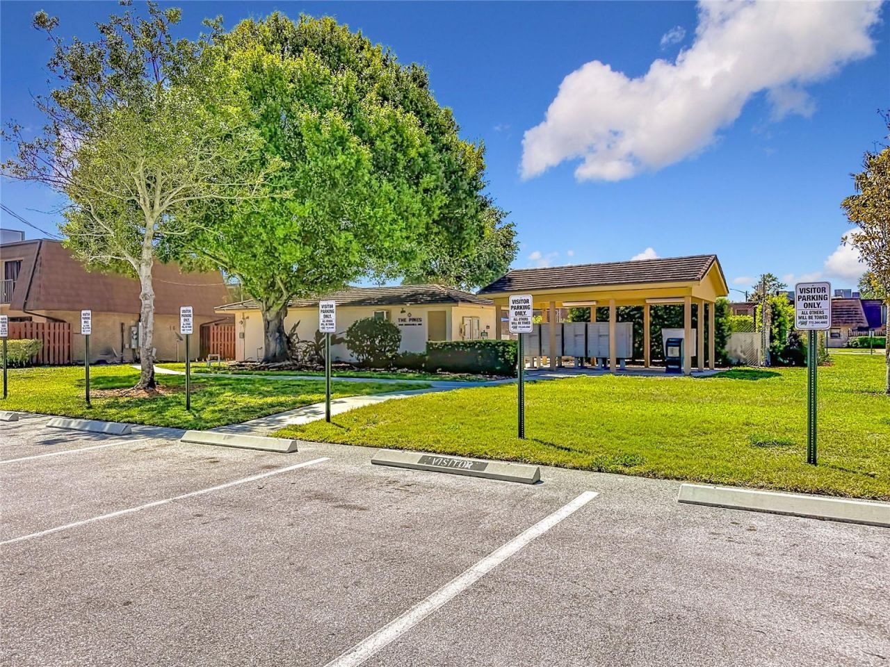 1458 N Lawnwood Circle , Unit 24A, Fort Pierce, FL 34950 Photo