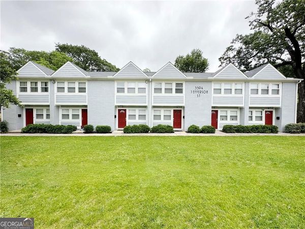 1749 Hawthorne Avenue, College Park, GA 30337