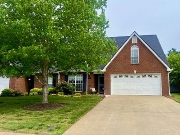 2766 Waywood Dr , Murfreesboro, TN 37128