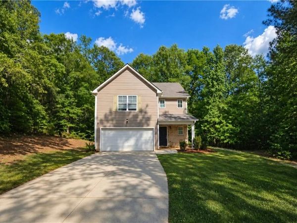 175 Pine Ridge Road , Covington, GA 30016