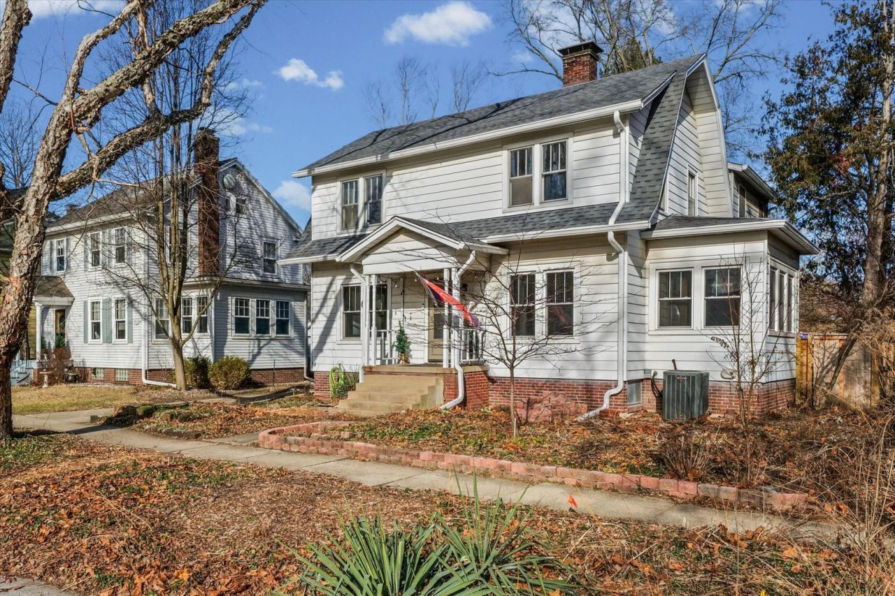 702 W Iowa Street , Urbana, IL 61801 Main Photo