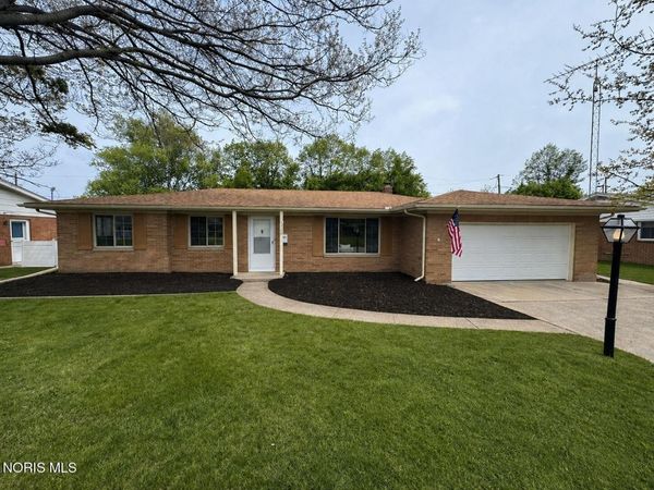 4336 Clarewood Drive, Toledo, OH 43623
