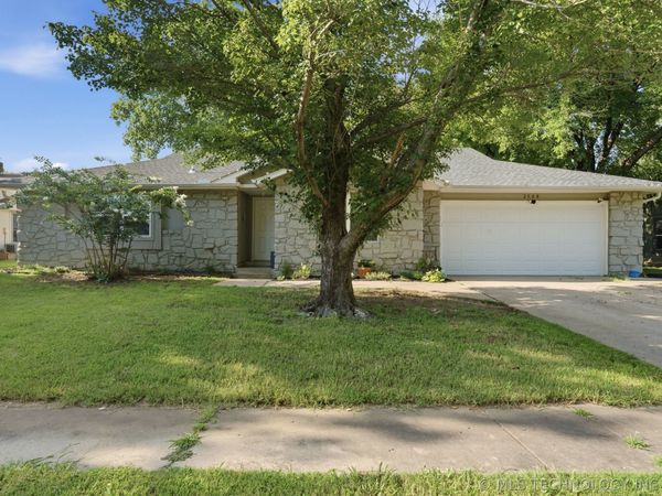 5318 Redbud Drive, Sand Springs, OK 74063