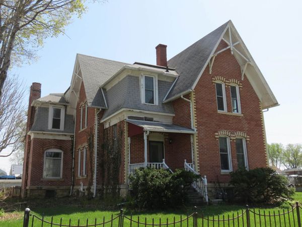 309 N Main Street, Maquoketa, IA 52060