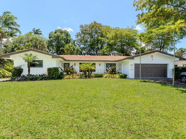 4190 SW 4th Street, Plantation, FL 33317