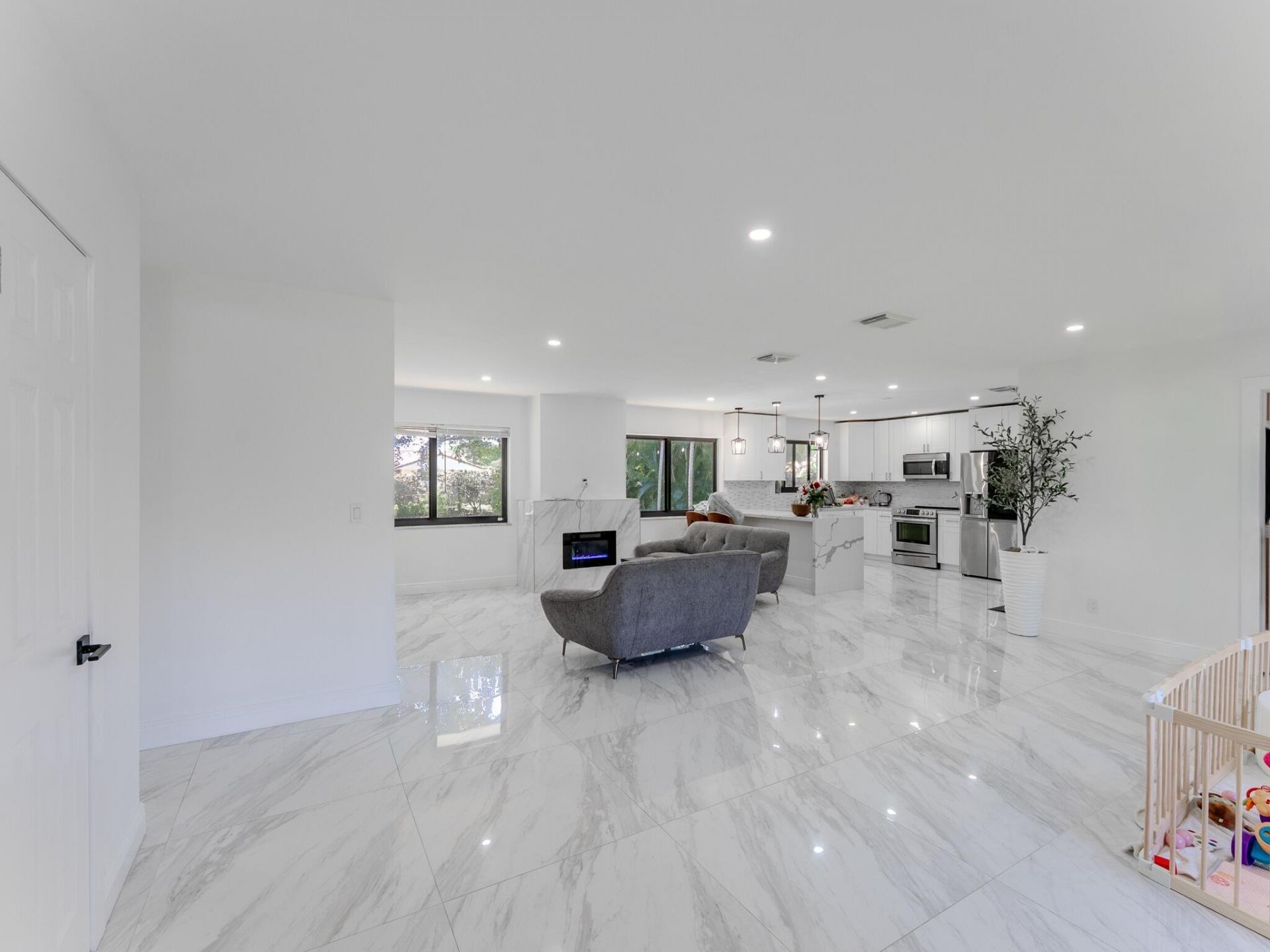 4190 SW 4th Street, Plantation, FL 33317 Photo