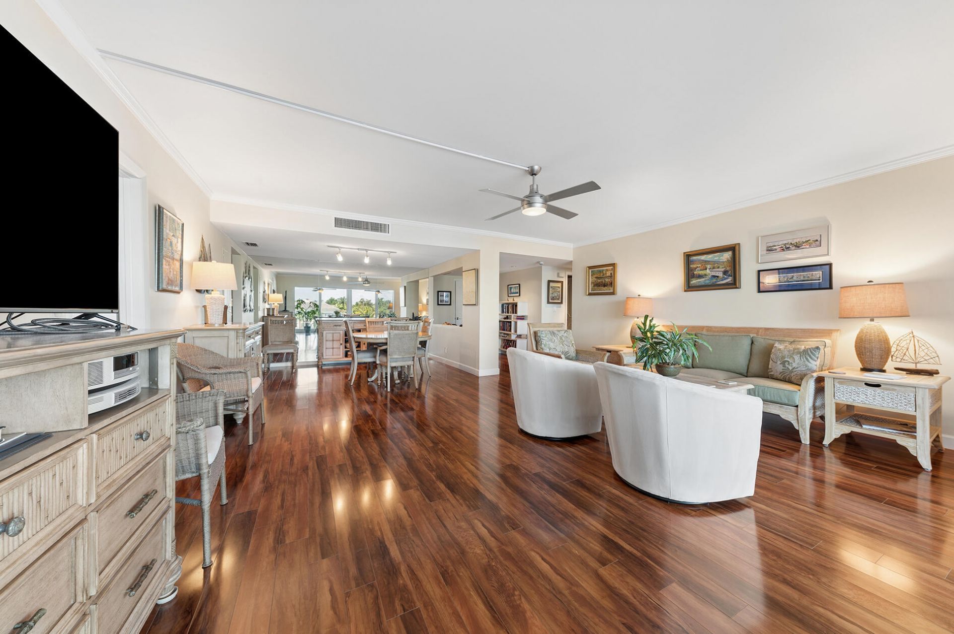 555 SE 6th Avenue, Unit 3d, Delray Beach, FL 33483 Photo