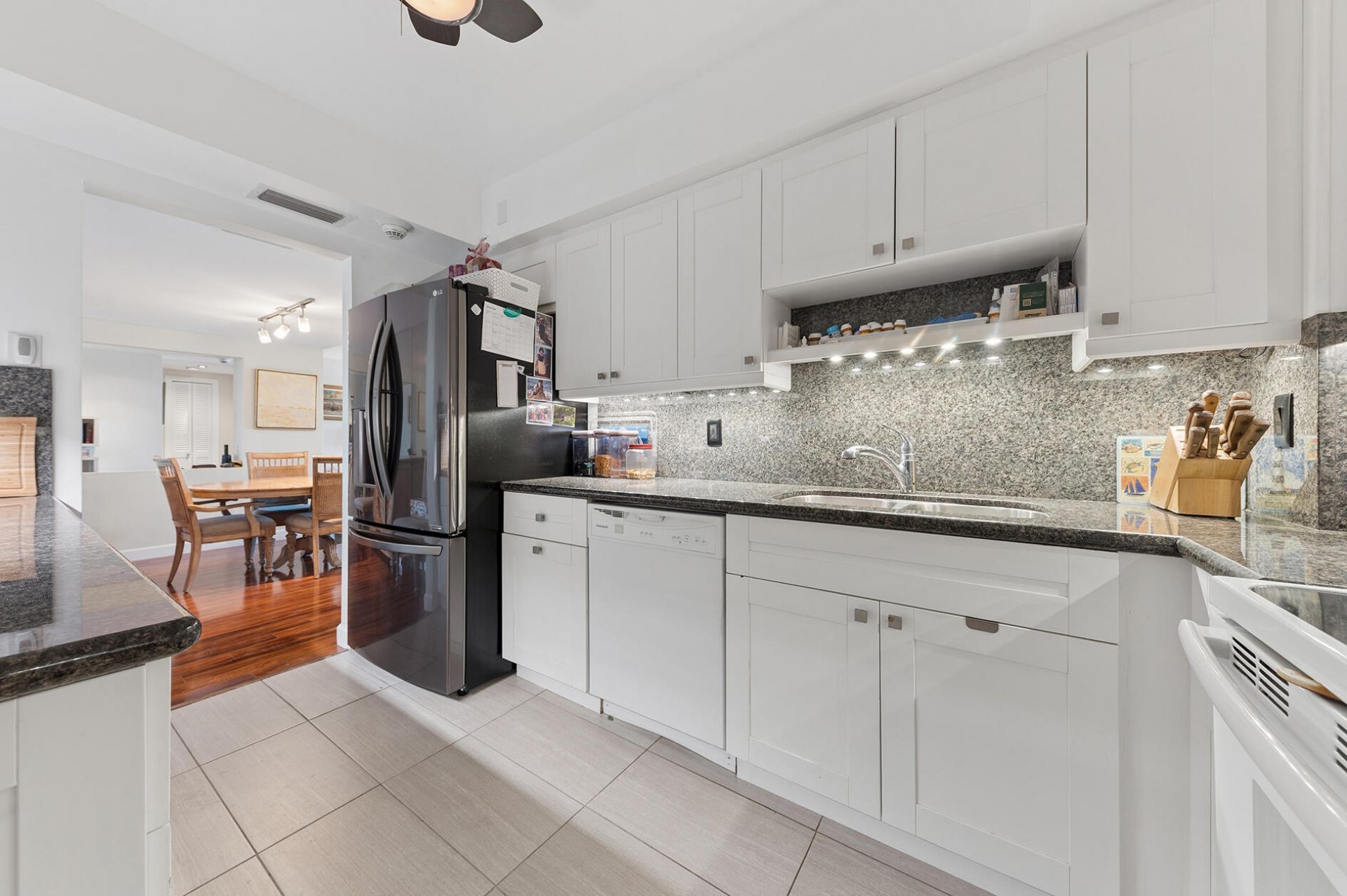 555 SE 6th Avenue, Unit 3d, Delray Beach, FL 33483 Photo