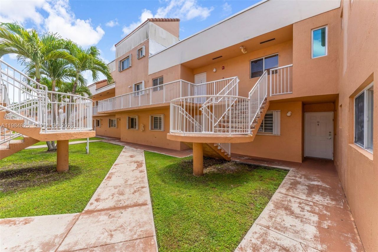 14907 SW 80th St , Unit 115, Miami, FL 33193 Photo
