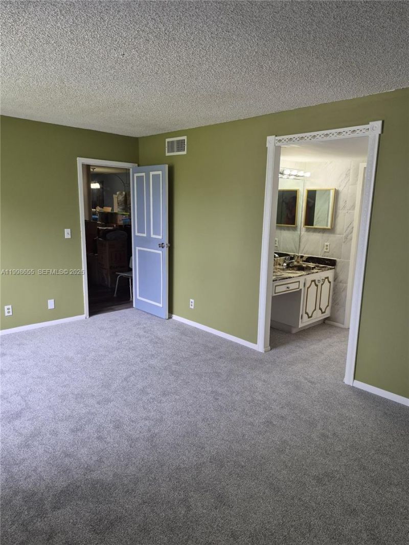 1402 NW 80th Ave , Unit 205, Margate, FL 33063 Photo