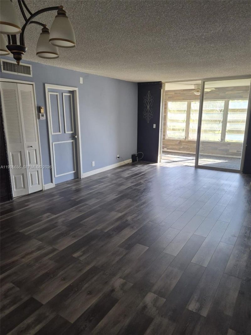 1402 NW 80th Ave , Unit 205, Margate, FL 33063 Photo