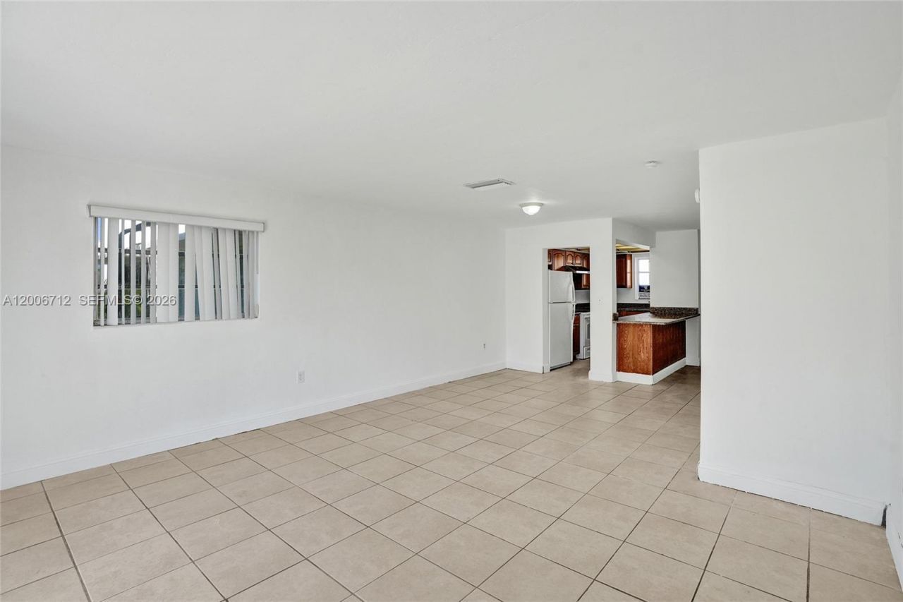 7344 SW 82nd St , Unit C114, Miami, FL 33143 Photo